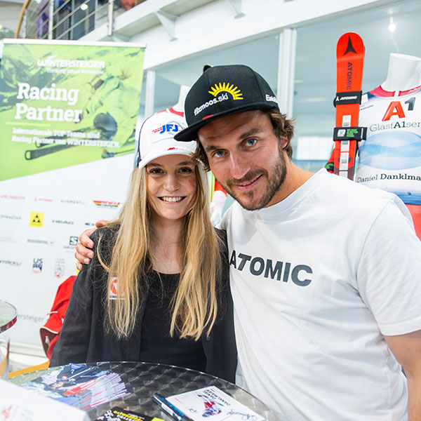 Christina Födermayr 和 Daniel Danklmaier 的签名会